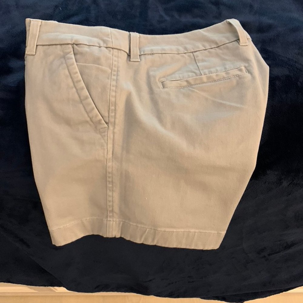 Southern Tide Caroline Shorts